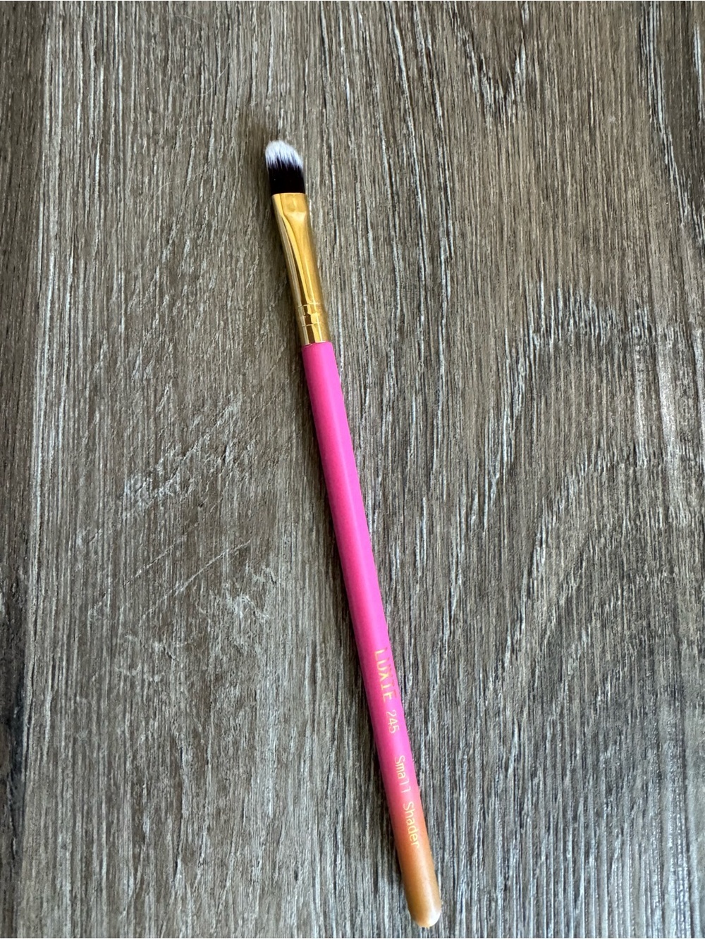 Luxie Small Shader Makeup Brush